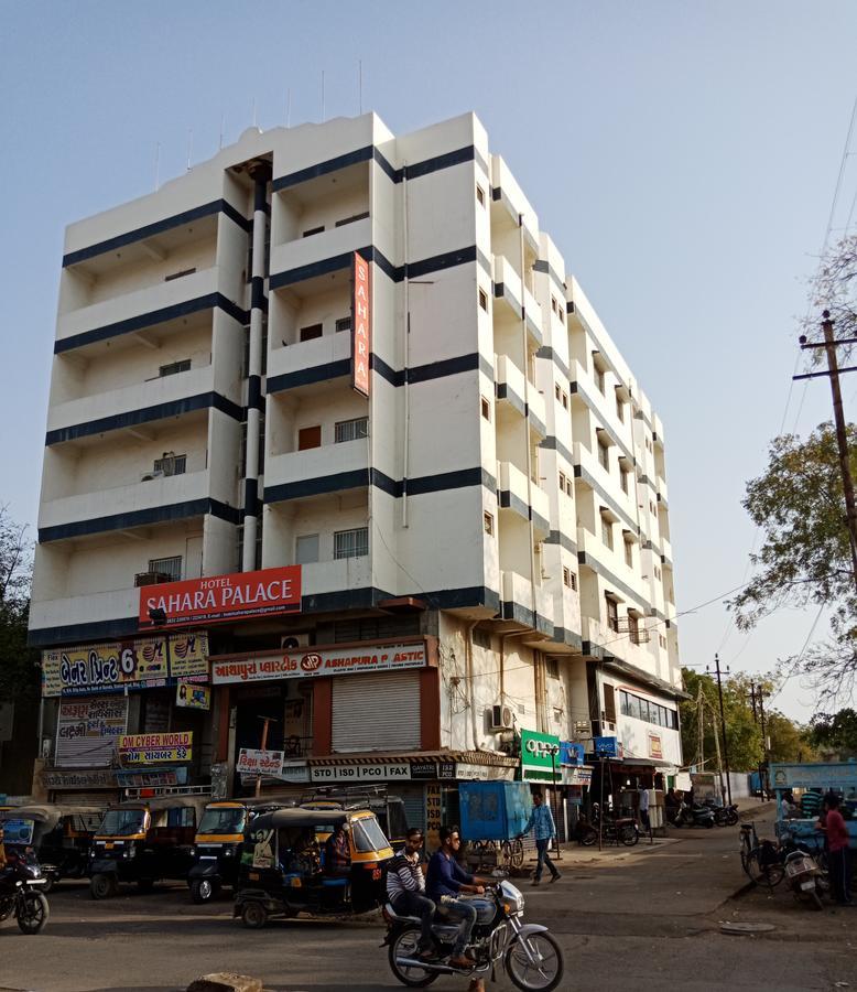 Hotel Sahara Palace Bhuj Esterno foto